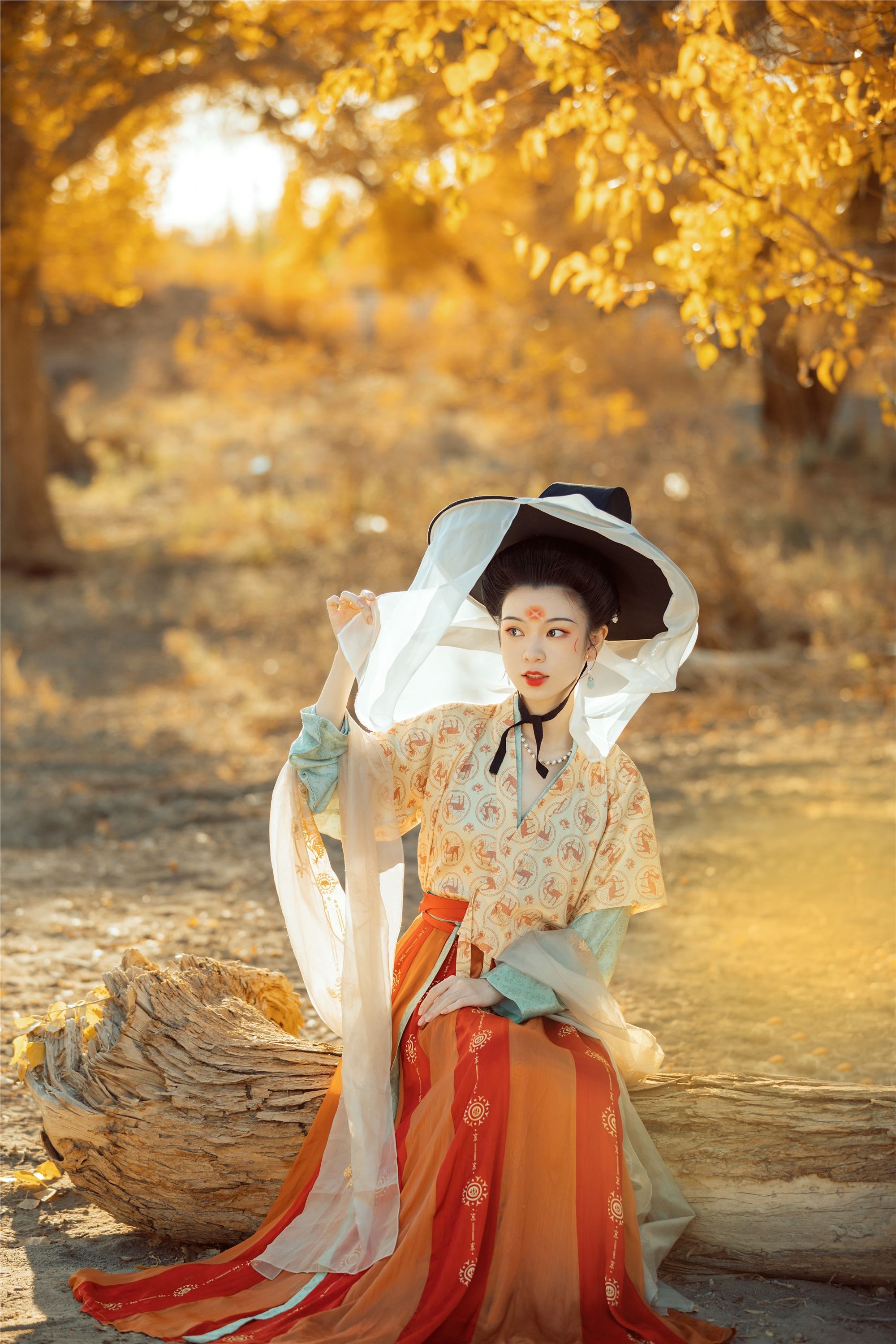 YITUYU艺图语 2021.08.18 携花 薄荷